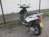 Piaggio - bromscooter - new fly 4t - scooter - afbeelding 2 van  11