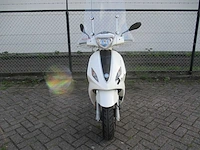 Piaggio - bromscooter - new fly 4t - scooter - afbeelding 5 van  11