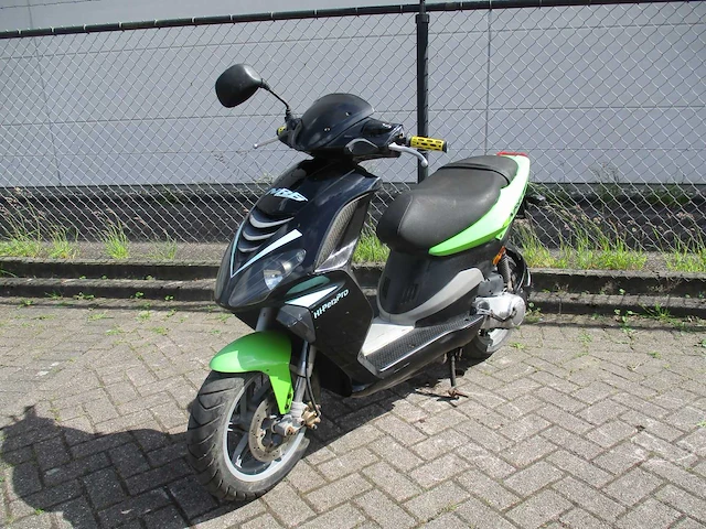 Piaggio - bromscooter - nrg power hi per2 pro dubbel disc 2 takt - scooter - afbeelding 4 van  11