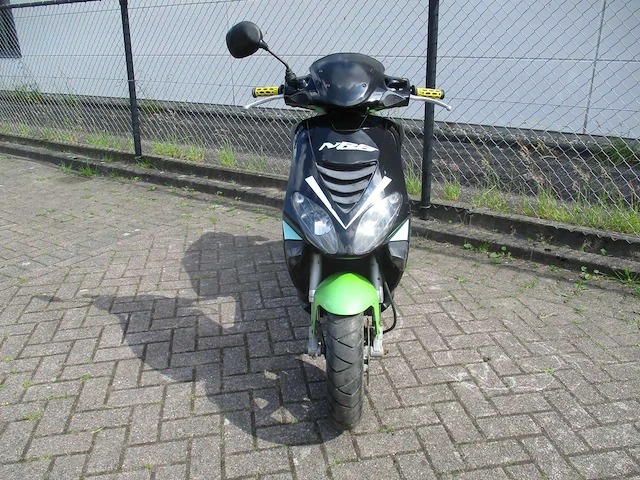 Piaggio - bromscooter - nrg power hi per2 pro dubbel disc 2 takt - scooter - afbeelding 5 van  11