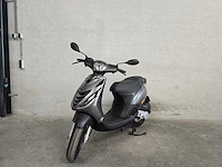 Piaggio - bromscooter - zip - 4t 45km uitvoering dzl29b - afbeelding 2 van  7