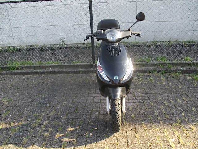 Piaggio - bromscooter - zip - scooter - afbeelding 3 van  11