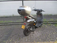 Piaggio - bromscooter - zip - scooter - afbeelding 9 van  11