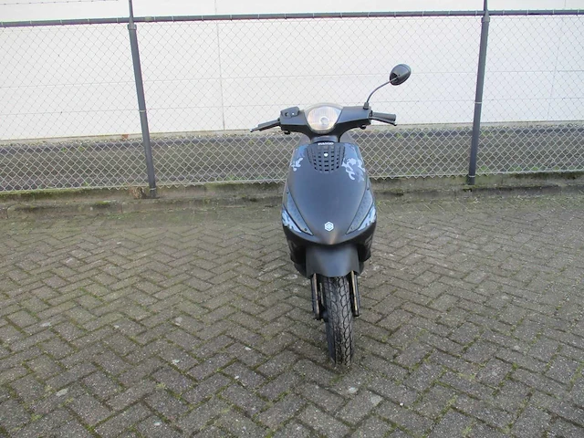 Piaggio - bromscooter - zip - scooter - afbeelding 5 van  11