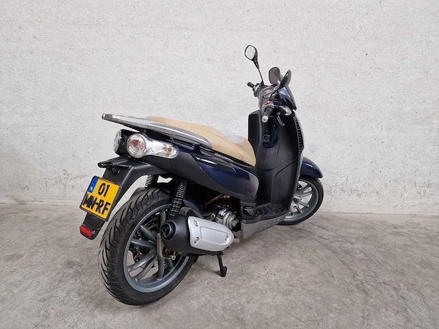 Piaggio - carnaby - 125cc - 4t motorscooter 01mnrf - afbeelding 5 van  8