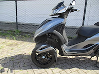 Piaggio - driewieler motorscooter - 300 ie mp3 yourban rl - motorfiets - afbeelding 9 van  15