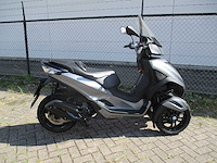 Piaggio - driewieler motorscooter - 300 ie mp3 yourban rl - motorfiets - afbeelding 14 van  15
