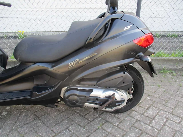 Piaggio - driewieler motorscooter - 400 ie lt mp3 - motorfiets - afbeelding 8 van  15