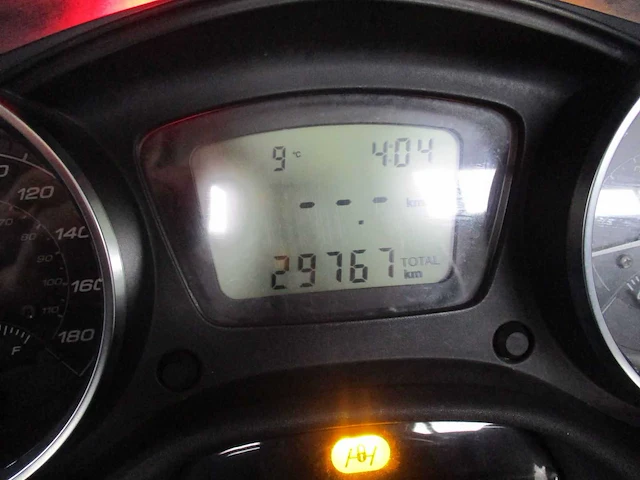 Piaggio - driewieler motorscooter - mp3 500 hpe abs/asr - motorfiets - afbeelding 4 van  12