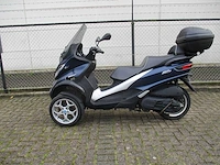 Piaggio - driewieler motorscooter - mp3 500 hpe abs/asr - motorfiets - afbeelding 1 van  12