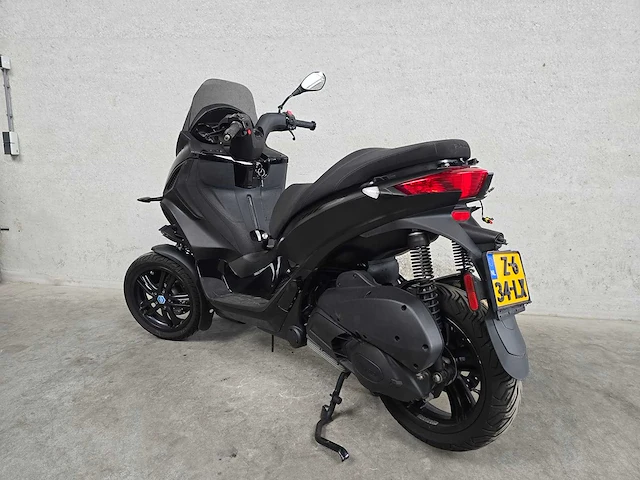 Piaggio - scooter - 300 mp3 hpe - 4t 300cc z634lx - afbeelding 9 van  11