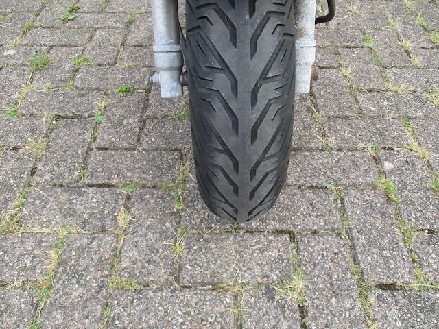 Piaggio - snorscooter - fly 4t - scooter - afbeelding 4 van  11