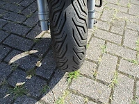 Piaggio - snorscooter - fly 4t - scooter - afbeelding 5 van  10