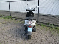 Piaggio - snorscooter - fly 4t - scooter - afbeelding 9 van  10