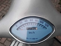 Piaggio - vespa - motorcycle - afbeelding 4 van  7