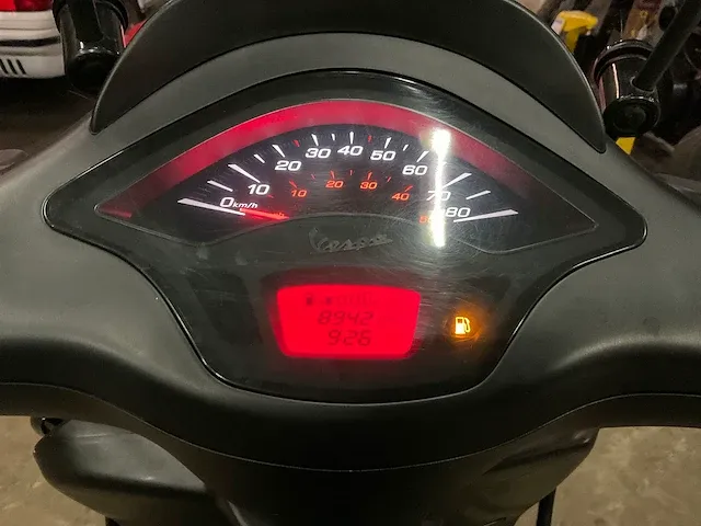Piaggio - vespa sprint - scooter - afbeelding 18 van  19