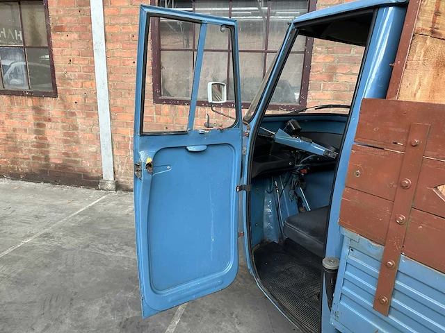 Piaggio ape p501 1982 - afbeelding 21 van  33