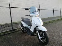 Piaggio beverly - motorscooter - 350 sport touring abs/asr - motorfiets - afbeelding 7 van  11