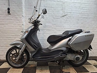 Piaggio beverly m28 motorscooter - afbeelding 1 van  6