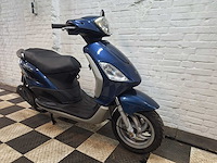 Piaggio fly 25 km snorscooter 4takt - afbeelding 7 van  7