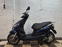 Piaggio fly 45 km bromscooter 4takt - afbeelding 1 van  7