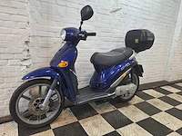 Piaggio liberty 45 km bromscooter 2takt - afbeelding 2 van  7