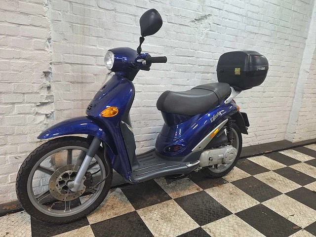 Piaggio liberty 45 km bromscooter 2takt - afbeelding 2 van  7