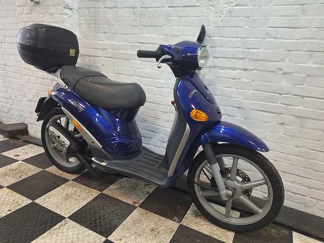 Piaggio liberty 45 km bromscooter 2takt - afbeelding 7 van  7