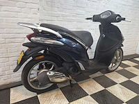 Piaggio liberty 45 km bromscooter 4takt - afbeelding 7 van  7