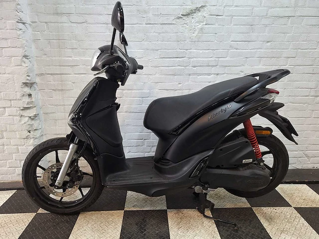 Piaggio liberty s 45 km bromscooters 4takt - afbeelding 1 van  7