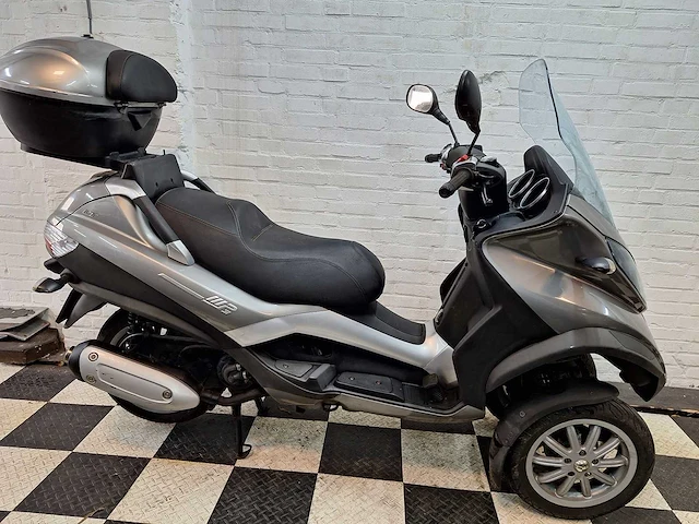 Piaggio m64 mp3 lt motorscooter - afbeelding 5 van  7