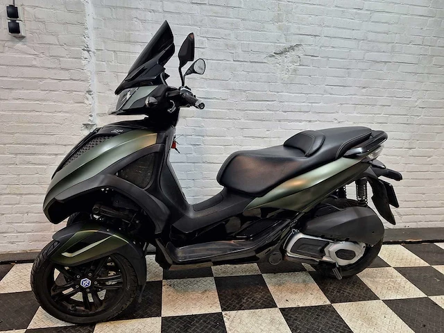 Piaggio m75 mp3 lt 300ie motorscooter 300cc - afbeelding 1 van  8