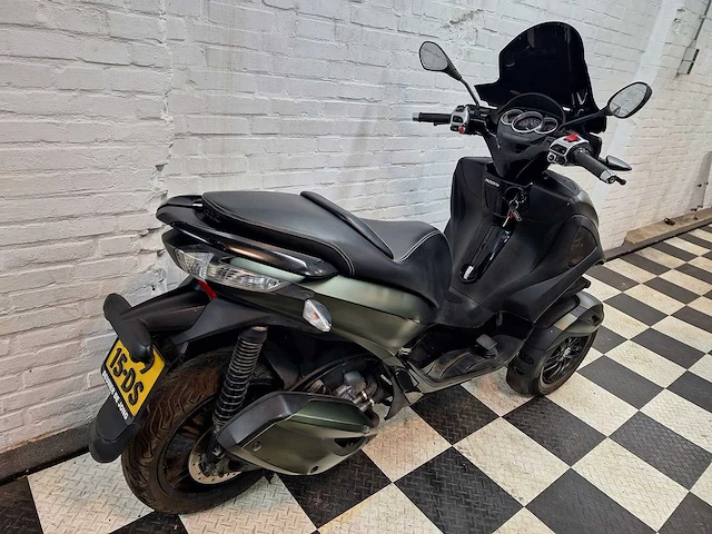 Piaggio m75 mp3 lt 300ie motorscooter 300cc - afbeelding 5 van  8