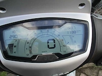 Piaggio medley 200 - motorscooter - abs - motorfiets - afbeelding 7 van  15