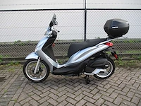 Piaggio medley 200 - motorscooter - abs - motorfiets - afbeelding 1 van  15