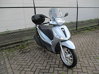 Piaggio medley 200 - motorscooter - abs - motorfiets - afbeelding 13 van  15