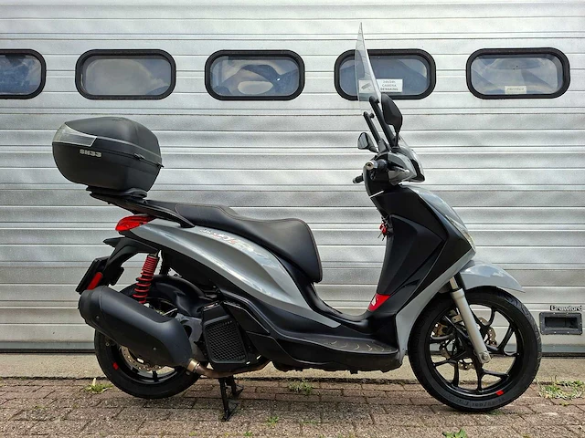 Piaggio medley s 125cc motorscooter - afbeelding 6 van  7