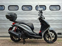 Piaggio medley s 125cc motorscooter - afbeelding 6 van  7
