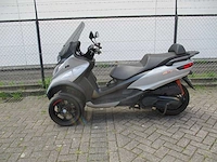 Piaggio mp3 - driewieler motorscooter - 350 abs/asr - motorfiets - afbeelding 1 van  17