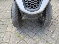 Piaggio mp3 - driewieler motorscooter - 350 abs/asr - motorfiets - afbeelding 15 van  17