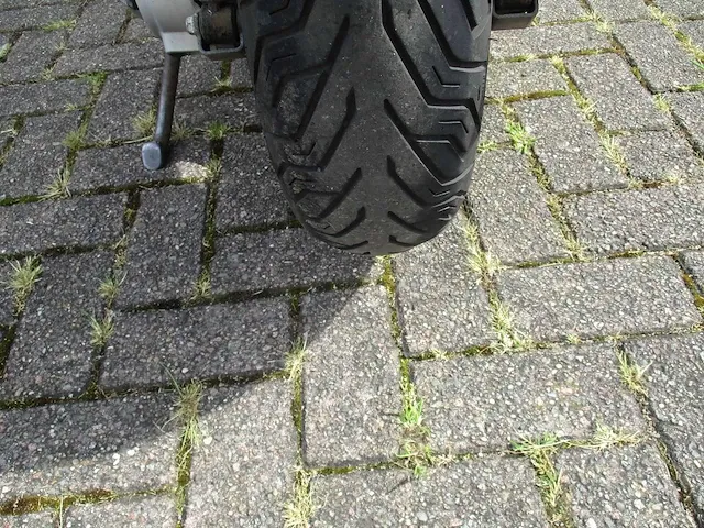 Piaggio mp3 - driewieler motorscooter - 400 ie rl - motorfiets - afbeelding 11 van  11