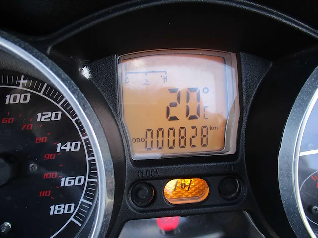 Piaggio mp3 - driewieler motorscooter - 400ie lt - motorfiets - afbeelding 7 van  15