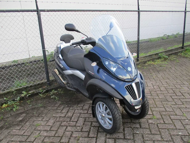 Piaggio mp3 - driewieler motorscooter - 400ie lt - motorfiets - afbeelding 13 van  15
