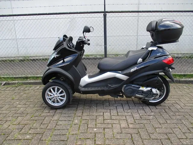 Piaggio mp3 - driewieler motorscooter - 500 ie lt touring/business - motorfiets - afbeelding 1 van  12