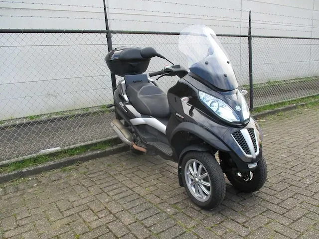 Piaggio mp3 - driewieler motorscooter - 500 ie lt touring/business - motorfiets - afbeelding 8 van  12