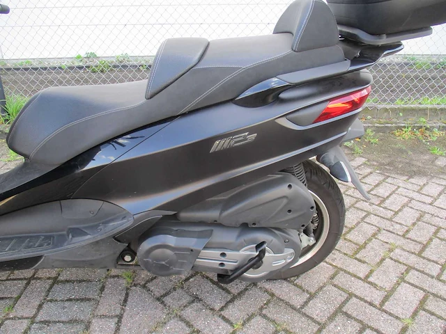 Piaggio mp3 - driewieler motorscooter - 500ie abs/asr - motorfiets - afbeelding 8 van  15