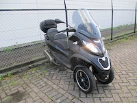 Piaggio mp3 - driewieler motorscooter - 500ie abs/asr - motorfiets - afbeelding 13 van  15