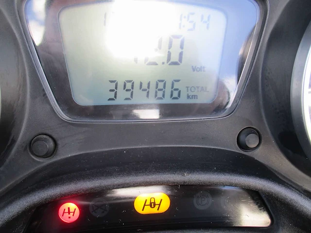 Piaggio mp3 - driewieler motorscooter - 500ie abs/asr - motorfiets - afbeelding 3 van  11