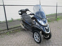 Piaggio mp3 - driewieler motorscooter - 500ie abs/asr - motorfiets - afbeelding 7 van  11