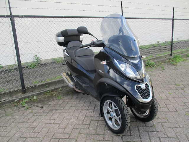 Piaggio mp3 - driewieler motorscooter - 500ie abs/asr - motorfiets - afbeelding 5 van  11